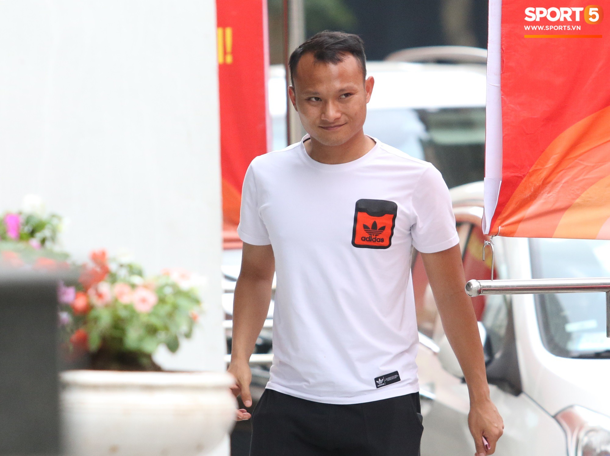 Tuyển Việt Nam bận rộn trong buổi sáng nghỉ ngơi hiếm hoi trước trận bán kết AFF Cup 2018-4