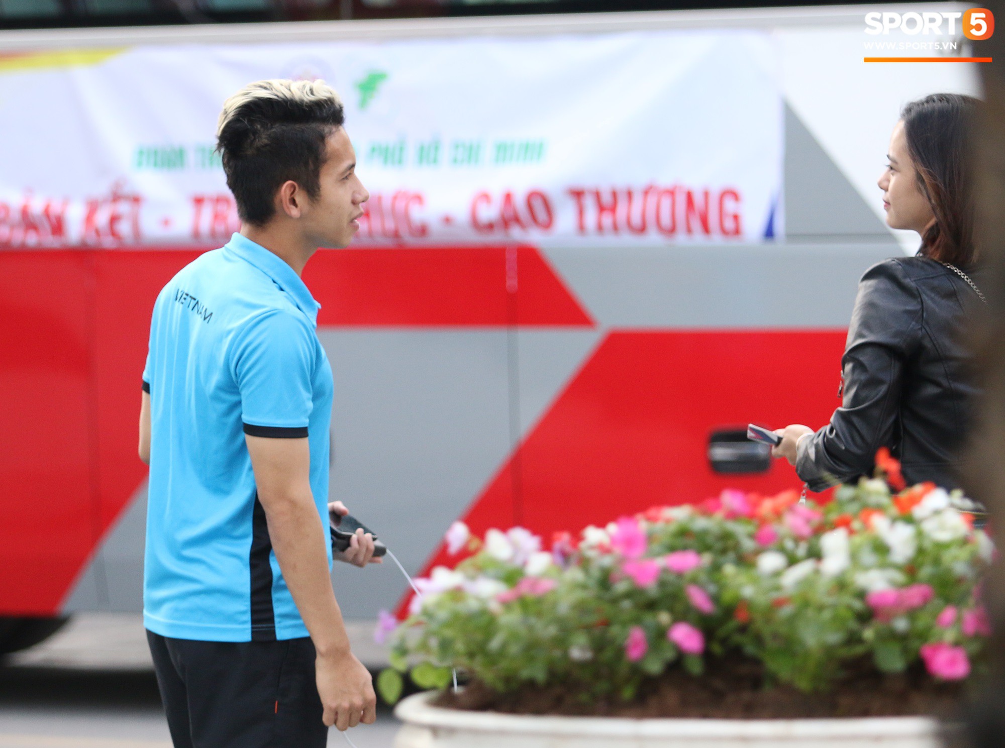 Tuyển Việt Nam bận rộn trong buổi sáng nghỉ ngơi hiếm hoi trước trận bán kết AFF Cup 2018-13