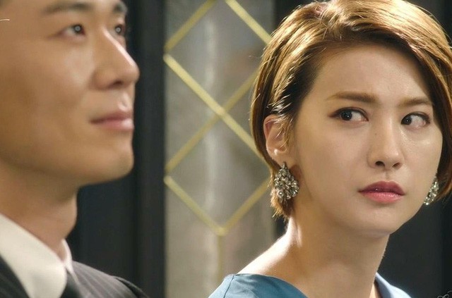 Chỉ một hành động mà vợ khiến chồng xanh mặt sau khi mượn 10 triệu để đưa bồ đi ăn nhà hàng-1