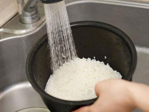 Mỗi khi nhà dư chuối tôi lại làm bánh chuối hấp, cực dễ mà ngon tới nỗi 1 nốt nhạc là hết veo-6