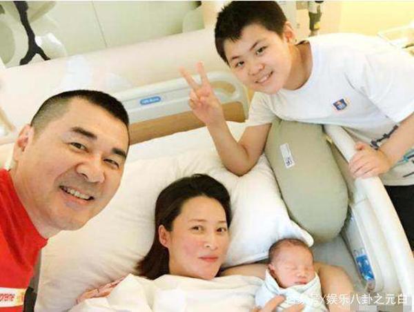 Tưởng Cần Cần - Mỹ nhân 3 lần phụ lòng Quỳnh Dao và chuyện tình người đẹp - quái vật-12