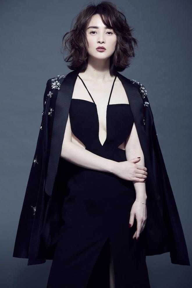 Tưởng Cần Cần - Mỹ nhân 3 lần phụ lòng Quỳnh Dao và chuyện tình người đẹp - quái vật-13