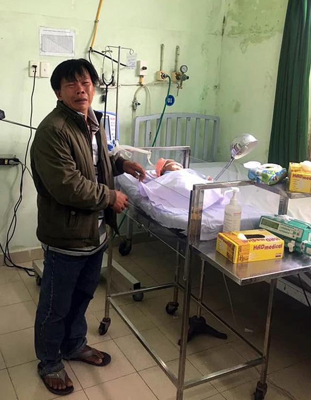 Bé gái sơ sinh 4kg bị gãy tay, nguy kịch vì bác sĩ đỡ đẻ sai cách-1