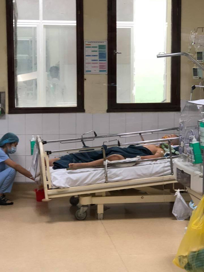 Cậu bé 9 tuổi đột nhiên bị xuất huyết não vì lý do ai cũng có thể mắc và lời cảnh báo từ người mẹ-6