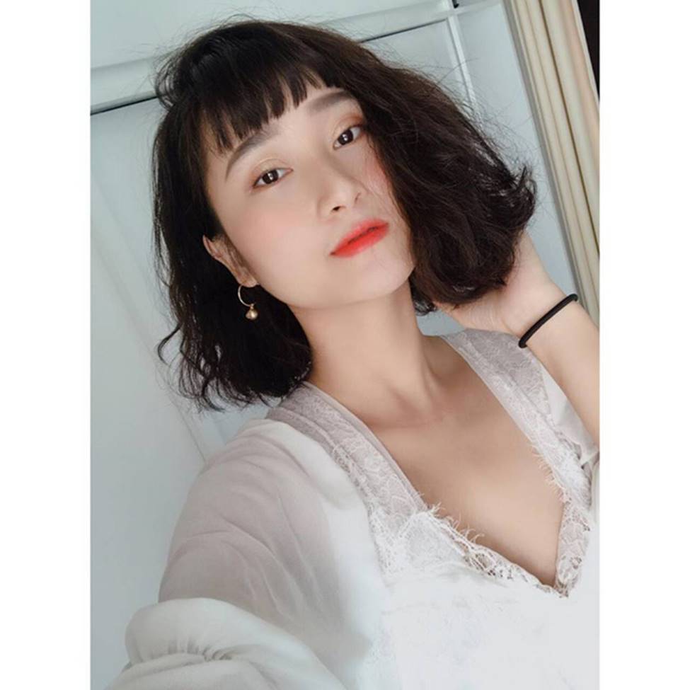 Top 5 cô bạn gái gợi cảm nhất của các cầu thủ tuyển Việt Nam-17