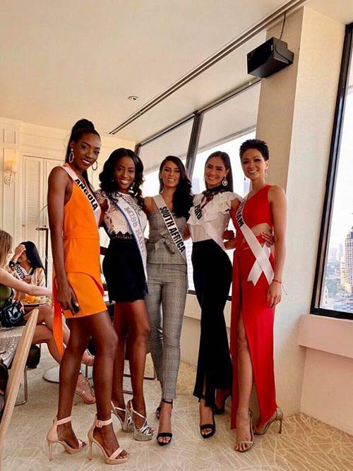 Khi đụng màu trang phục với loạt đối thủ, HHen Niê không ngại tung chiêu bằng bộ cánh này-5