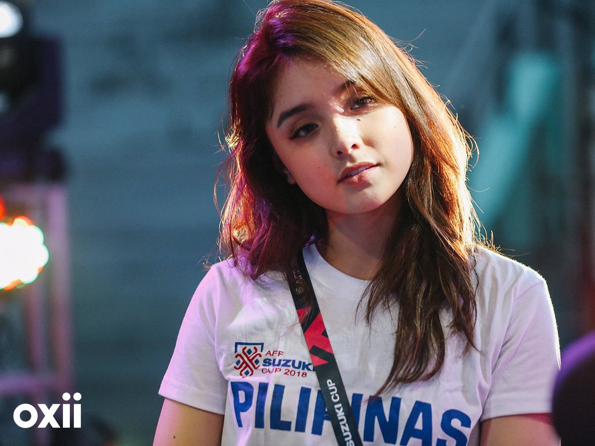 Cổ động viên Philippines xinh đẹp hút hồn tại AFF Cup 2018-1