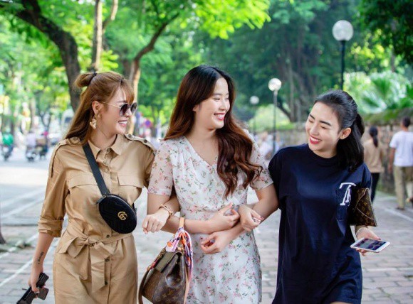 Mất hết danh tiếng và tiền bạc vì scandal, chỉ duy nhất những điều này còn lại bên các sao Việt-8