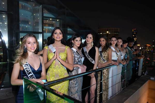 Miss Universe: HHen Niê nổi bật, Hoa hậu Albania bị chê vì khoe thân-15