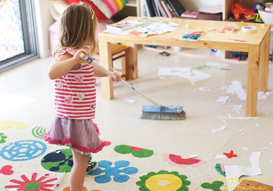 Không cần hình phạt, đây là cách giúp trẻ ngoan hơn mà các mẹ dạy con theo phương pháp Montessori đã áp dụng-3