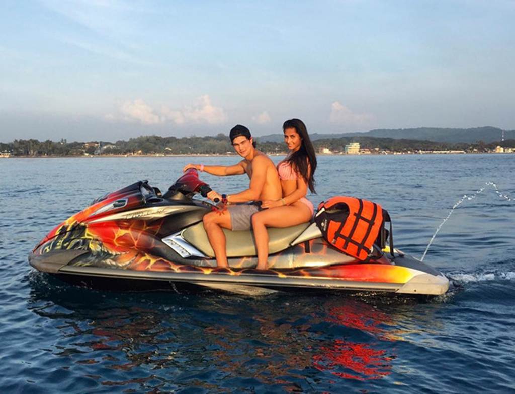 Vẻ đẹp nam thần, thân hình như tượng của đội trưởng tuyển Philippines đá AFF Cup-6