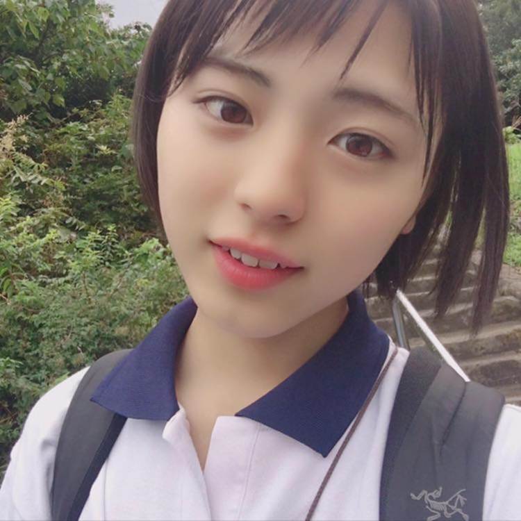 Nam sinh Nhật Bản gây bão mạng với vẻ ngoài xinh như hot girl-1