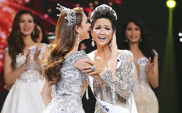 3 lời nguyền” ít biết về giới hoa hậu Việt-4