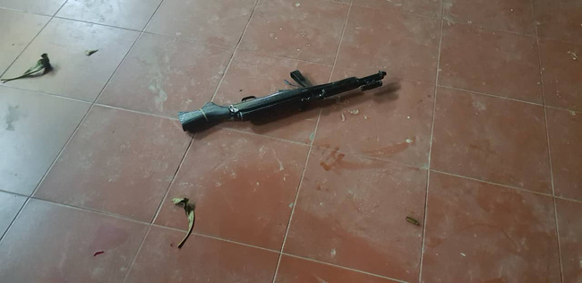 Thái Nguyên: Nam thanh niên vào chùa bắn 7 phát chỉ thiên rồi dùng dao tự sát-4