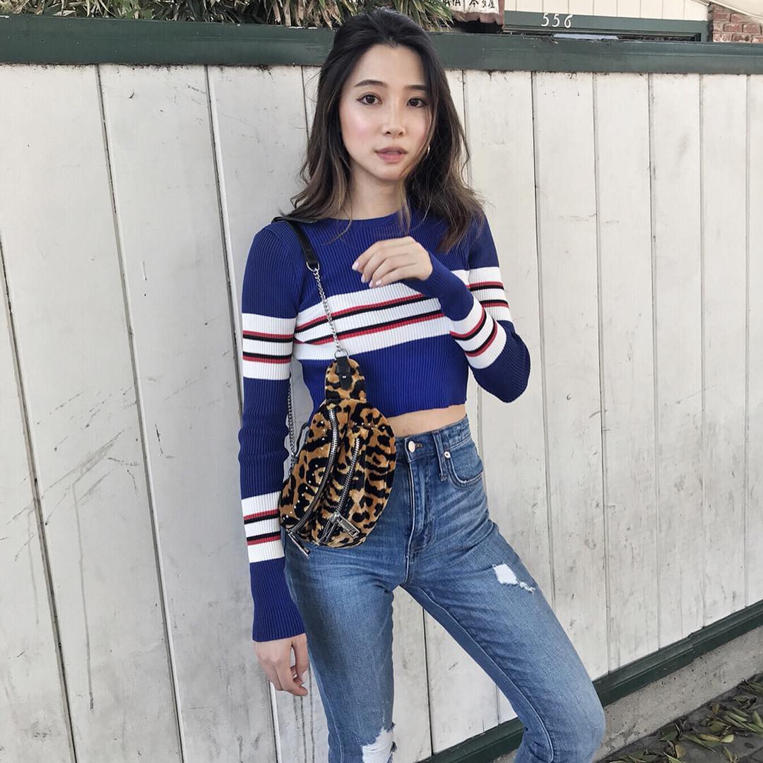 Diện mãi áo len trơn cũng chán, đổi sang áo len họa tiết mặc vừa đẹp lại chẳng lo lỗi mốt-13