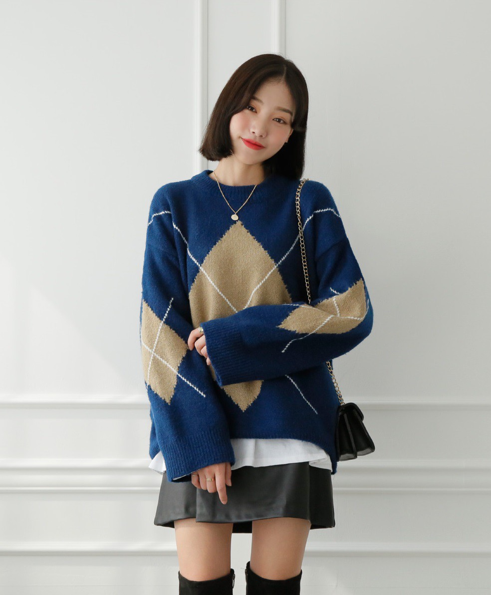 Diện mãi áo len trơn cũng chán, đổi sang áo len họa tiết mặc vừa đẹp lại chẳng lo lỗi mốt-15