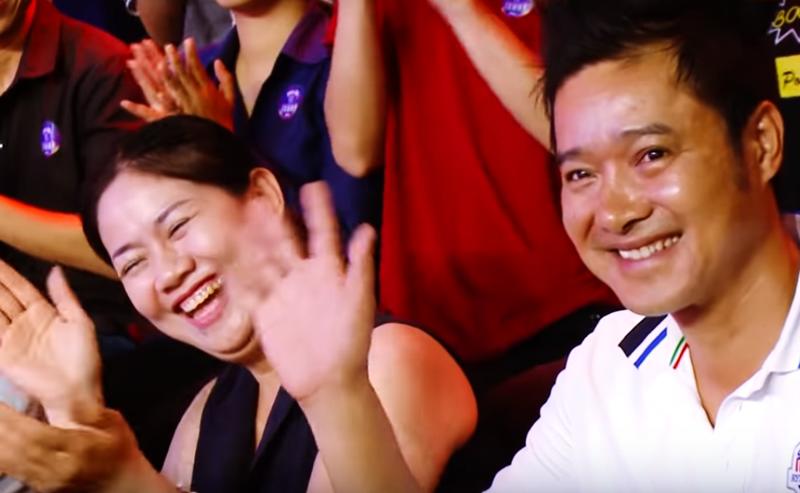 Không chỉ con gái xinh xuất sắc, vợ tươi như hoa của danh thủ Hồng Sơn cũng gây chú ý-8