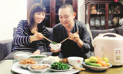 Chân dung người vợ nhiều tiền của danh hài Xuân Hinh-1