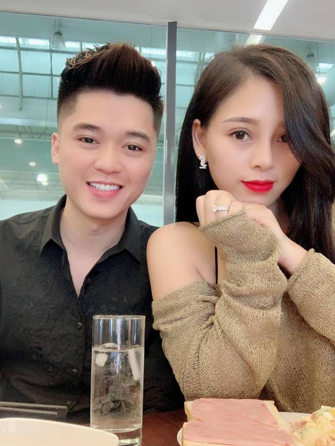 Chịu đàm tiếu nuôi 2 con, 13 năm chờ chàng 9x lập nghiệp, mẹ U30 hưởng đám cưới 4 tỷ-4