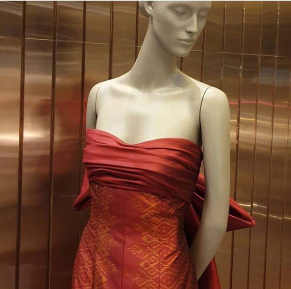 Chiếc váy bí ẩn của Hhen Niê đang khiến dân mạng toát mồ hôi đồn đoán, tranh cãi-5