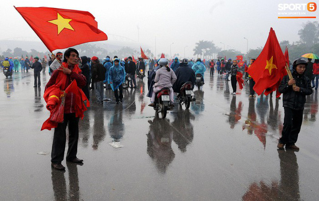 Nhìn lại những khoảnh khắc kỳ diệu trong ngày Việt Nam giành ngôi vương tại AFF Cup 2008-1
