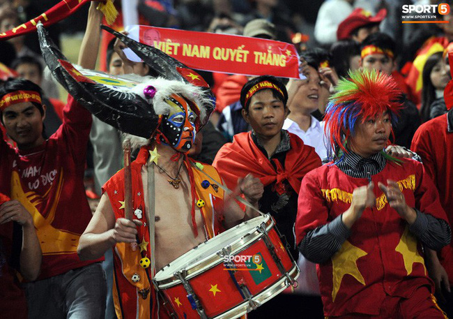 Nhìn lại những khoảnh khắc kỳ diệu trong ngày Việt Nam giành ngôi vương tại AFF Cup 2008-2