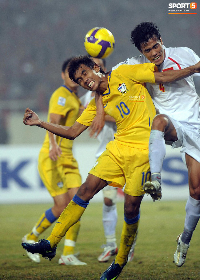 Nhìn lại những khoảnh khắc kỳ diệu trong ngày Việt Nam giành ngôi vương tại AFF Cup 2008-6