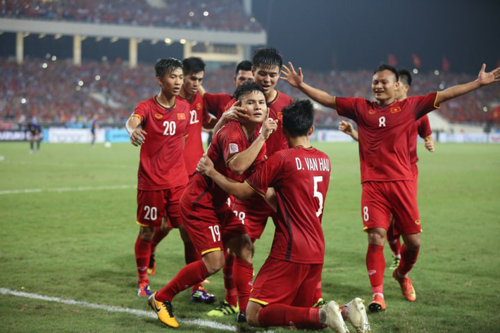 Ru Philippines giấc say nồng, Quang Hải, Công Phượng hiên ngang giật vé vào chung kết-12