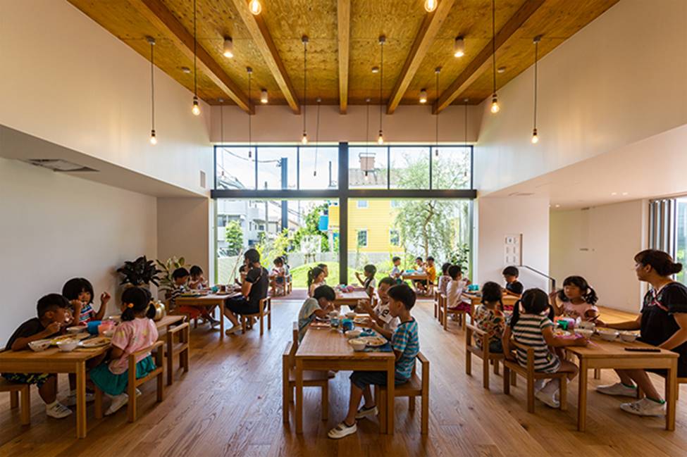 Thêm thứ này vào trường mẫu giáo, trẻ em người lớn đều thích mê-17