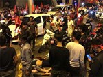 Hai nhóm người xảy ra ẩu đả sau màn ăn mừng chiến thắng đội tuyển Việt Nam, nam thanh niên bị đâm dao găm vào người-3