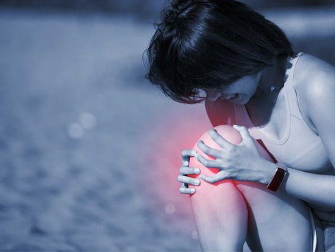 Mới 23 tuổi, cầu thủ bóng đá qua đời vì ung thư, cẩn thận khi vận động quá mức