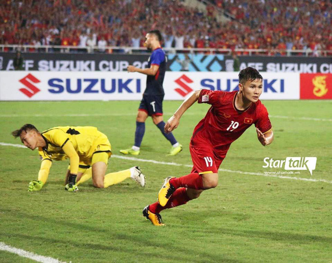 Bị phạm lỗi liên tục vẫn xuất sắc tiễn đội bạn về nước, Quang Hải xứng đáng là chú lính bé nhỏ kiên cường-6