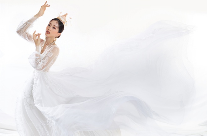 Á hậu Phương Nga hóa thành cô dâu mộng mơ trong bộ váy cưới-12