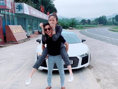 Lộ hình ảnh Cường Đô la ở quê nhà Đàm Thu Trang: Có ai đi hỏi vợ” kiểu như thế này không?-5