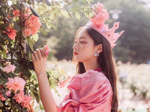 Quý cô sinh vào tháng âm lịch này khổ trước sướng sau, kết hôn rồi sống đời như tiên, hưởng nhiều phúc lộc, phú quý đầy nhà