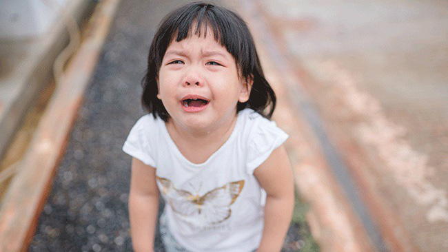 Bố mẹ đã nợ tôi một lời nói, chúng ta đừng như thế với con mình, tâm sự của người mẹ về cách dạy con khiến phụ huynh thức tỉnh-2