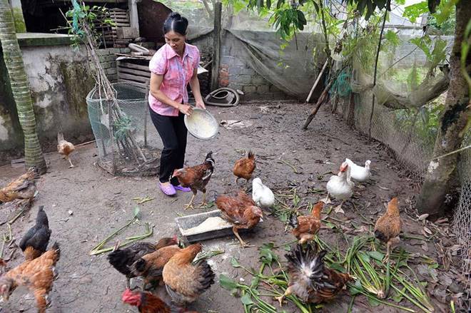 Đẹp thần thái xem con đá bóng, mẹ Đoàn Văn Hậu khiến triệu người chú ý vì chi tiết lạ-7