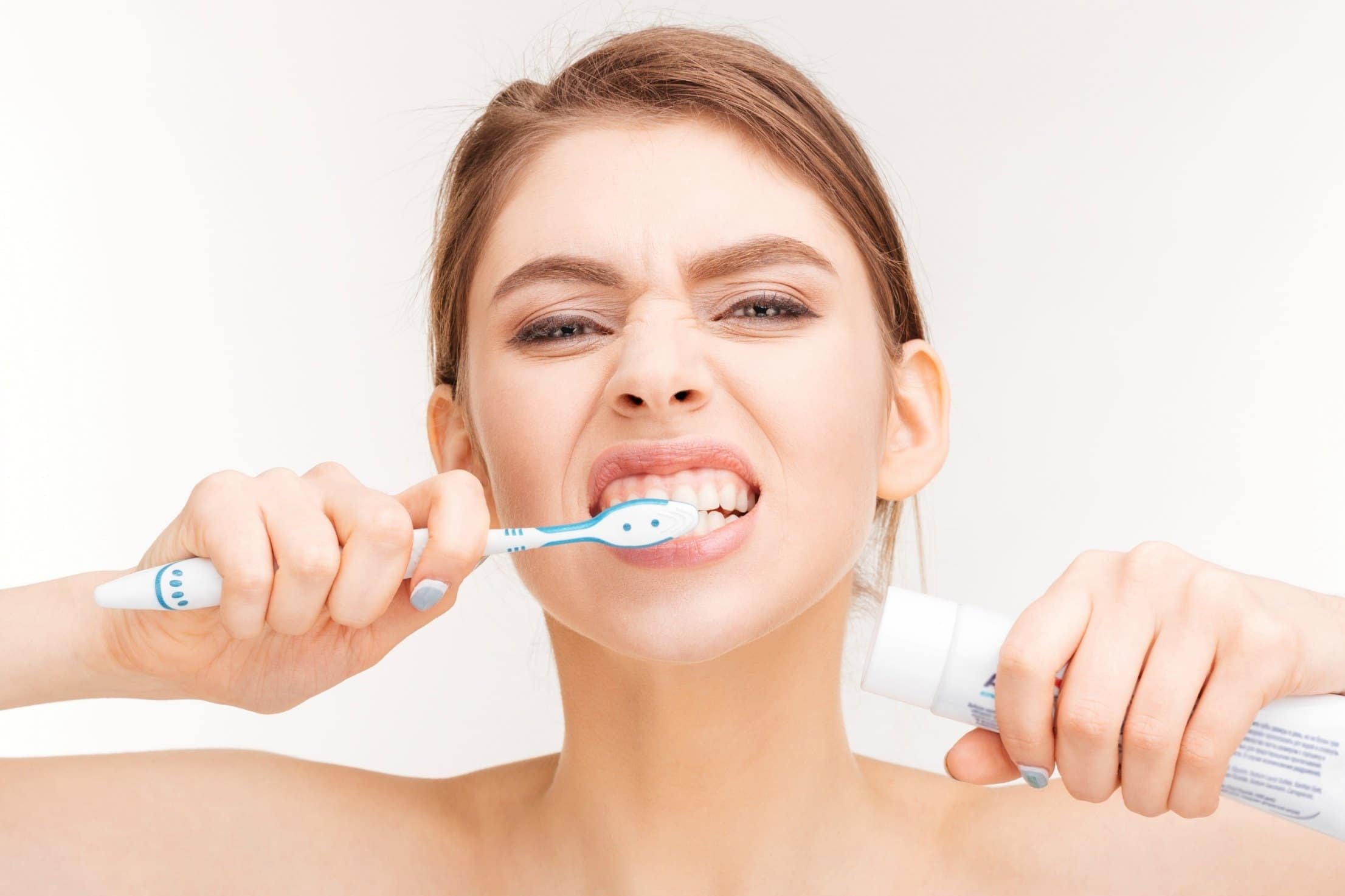 90% người Việt mắc bệnh răng miệng chỉ vì 10 thói quen khó bỏ này-1