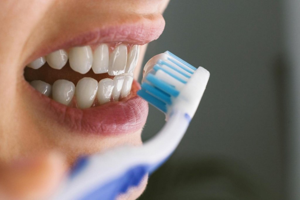 90% người Việt mắc bệnh răng miệng chỉ vì 10 thói quen khó bỏ này-7