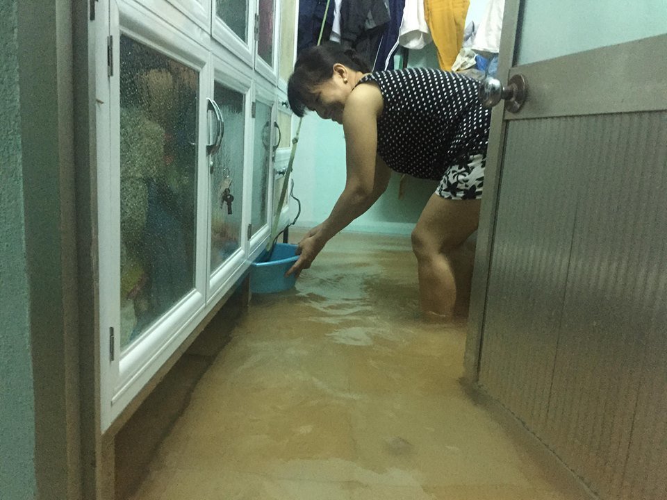Đà Nẵng mưa cực to, ngập chưa từng có-2