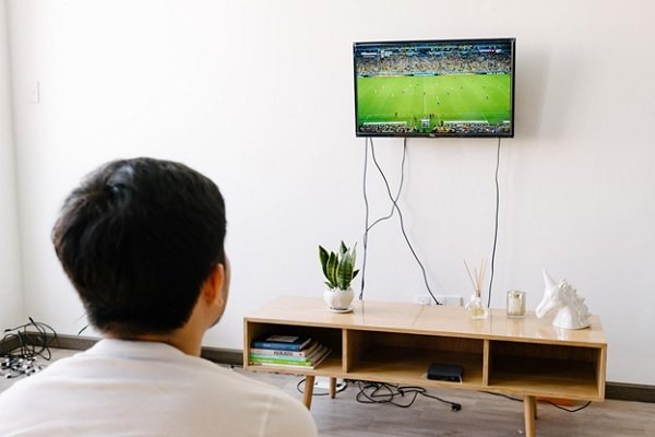 Lục đục cãi nhau, hao hụt tài lộc hóa ra đặt tivi phạm phong thủy?-4