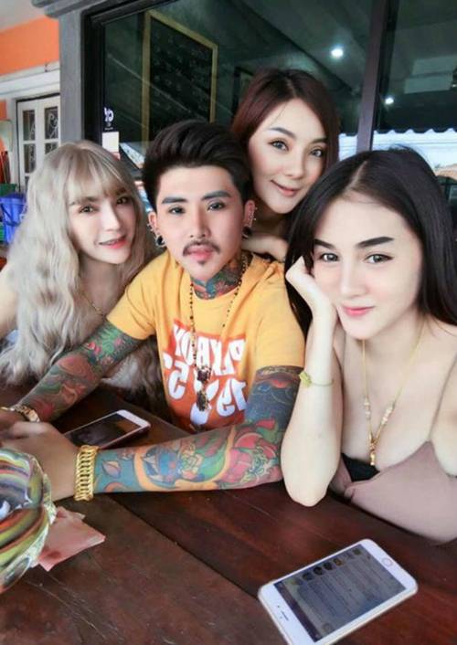 Người vợ xinh đẹp cưới thêm 3 vợ bé cho chồng gây bão dư luận-3