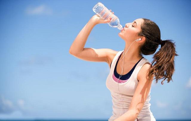 Từng đẹp ngang ngửa Hà Kiều Anh, Kim Thư khiến fan xót xa vì nhan sắc tụt dốc không phanh-16