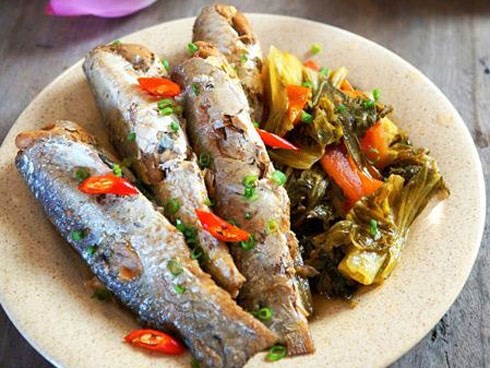 Trời lạnh tái tê làm ngay nồi cá đối kho dưa đưa cơm phải biết