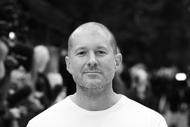 Phù thuỷ Jony Ive thờ ơ với công nghệ, thích Apple từ thời sinh viên-1