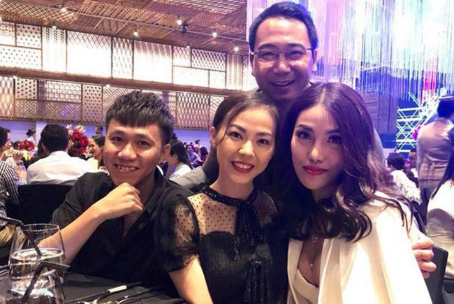 Phản ứng của sao Vbiz khi oan gia ngõ hẹp gặp lại tình cũ: Người né tránh, kẻ trở thành bà mối se duyên!-6