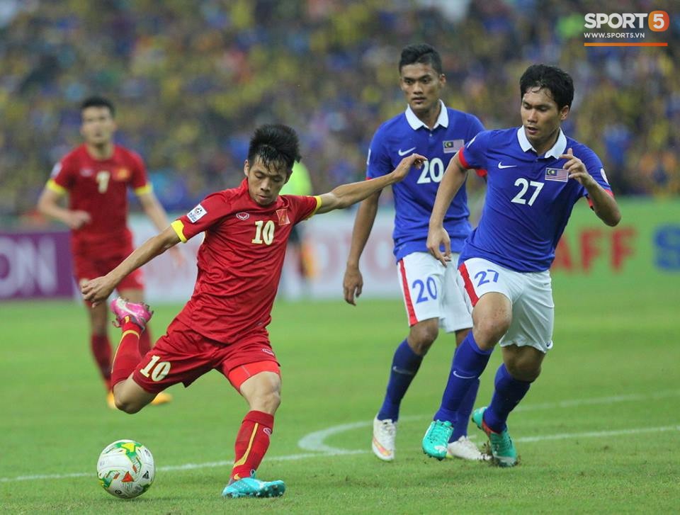 Đêm kinh hoàng: CĐV Malaysia đánh CĐV Việt Nam đổ máu ở AFF Cup 2014-1