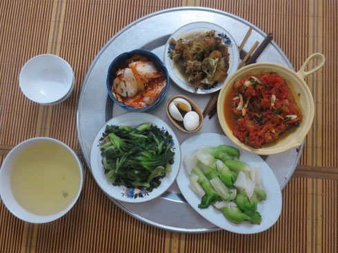 Vợ trẻ kể xấu chồng có sở thích lạ khi ngủ, dân mạng xem xong tá hỏa vì tưởng ảnh kinh dị-3