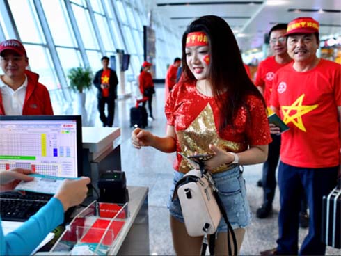 Chúng ta nhỏ bé, nhưng sẽ thật mạnh, nếu biết cùng nhau ... ngẩng đầu lên-33