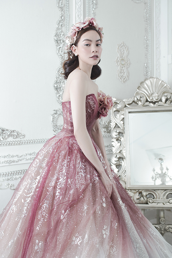 Đội vương miện, Hồ Ngọc Hà khoe vẻ đẹp sang chảnh như nữ thần-5